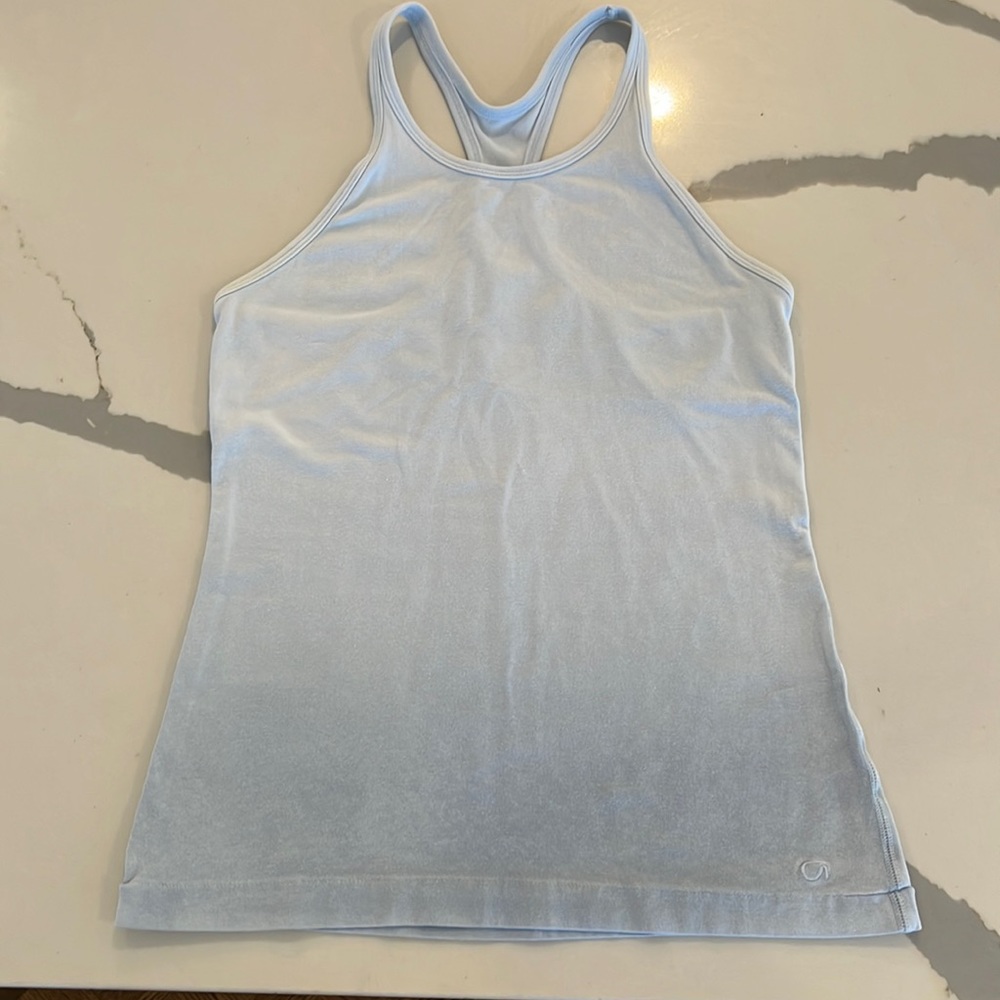 GAP “gapfit” light blue racer back tank top.size small. Slight ombré